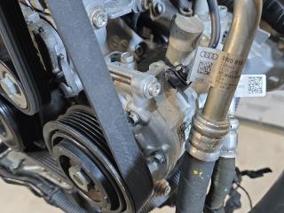 компрессор кондиционера Audi A4 B9 2017, 2.0 л., CVKB, бензин, МКПП, s9/x5q синий металлик, седан, передний привод, правый руль, 4M0820803