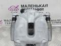 суппорт передний левый BMW 5 серия G30/G31 G30 2018, 2.0 л., B48 B20 A, бензин, АКПП, a96 mineral-weiss metallic, седан, задний привод, правый руль, 34106872799, 6872799, 34106882255, 6882255 - фото №3
