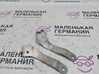 кронштейн (крепление) Mercedes-Benz A-Класс W176 2013, 2.0 л., M 270.920, бензин, робот, серый, хетчбэк 5 дв., передний привод, правый руль