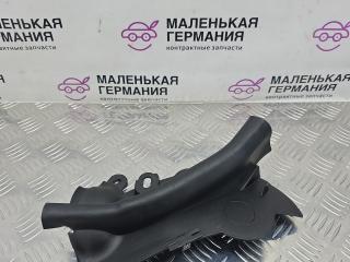 пыльник капота прав. BMW 5 серия G30/G31 (2016 - 2020), 2.0 л., B47 D20 A, дизель, black sapphire metallic (475), задний привод, правый руль, 51767349602, 7349602
