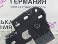 захватный крюк капота Volkswagen Passat CC 1 поколение [рестайлинг] 2013, 2.0 л., CCZB, бензин, робот, z2/h5x синий металлик, седан, передний привод, правый руль, 3C8823480B - фото №9