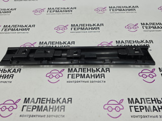 Кронштейн крепления порога BMW X1 F48 2016, 2.0 л., B47 C20 A, дизель, АКПП, alpinweiss 3 (300), передний привод, правый руль, 51777332330, 7332330