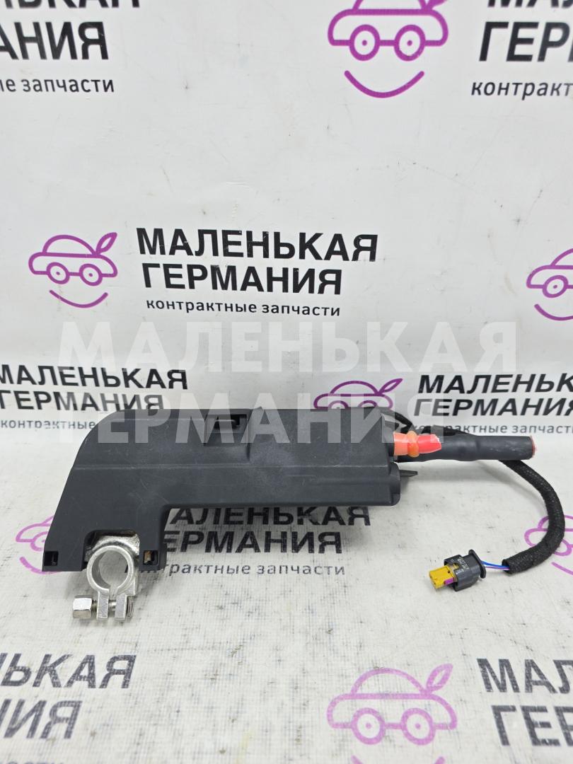 клемма аккумулятора плюс Audi A5 F5 2018, 2.0 л., CVKB, бензин, АКПП, белый металлик 2y / s9r, хетчбэк 5 дв., правый руль, 8W0915459E, 4F0915519, 8W0937132 - фото №1