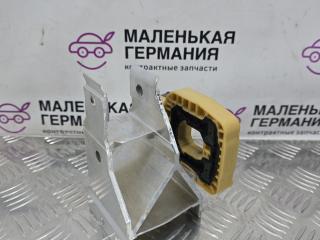кронштейн радиатора BMW 5 серия G30/G31 G30 2017, 2.0 л., B47 D20 A, дизель, АКПП, black sapphire metallic (475), седан, задний привод, правый руль, 51117357215, 7357215