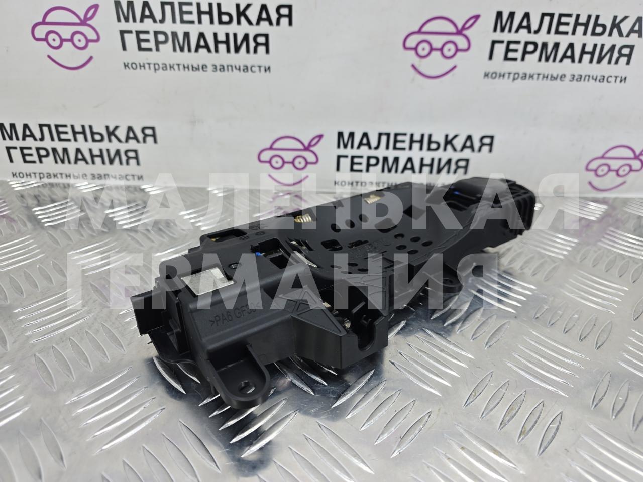 скелет ручки двери передней левой Audi A4 B9 2017, 2.0 л., CVKB, бензин, АКПП, 2y/s9r белый металлик, седан, передний привод, правый руль, 8W01837811A - фото №1