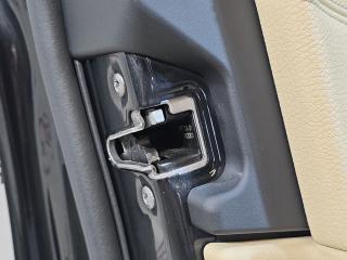 замок двери передней левой BMW 5 серия G30/G31 G30 2018, 2.0 л., B48 B20 A, бензин, АКПП, черный 475, седан, задний привод, правый руль, 51217477701, 7477701