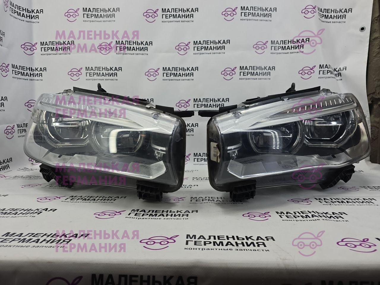 фара BMW X6 F16 2014, 3.0 л., N55 B30 A, бензин, АКПП, красный, правый руль, 63117381139, 63117381140, 7410686, 7381139, 7381140 - фото №1