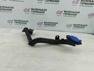 горловина бачка омывателя Mercedes-Benz C-Класс W205/S205/C205 2014, 2.0 л., M 274.920, бензин, АКПП, белый, седан, задний привод, правый руль, A2058600164, 2058690266