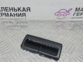 заглушка крепления ремня безопасности Mercedes-Benz C-Класс W204 [рестайлинг] W204.048 2012, 1.8 л., M 271.860, бензин, АКПП, 149 белый, седан, задний привод, правый руль, 2046950159, 6950159, A2046950159