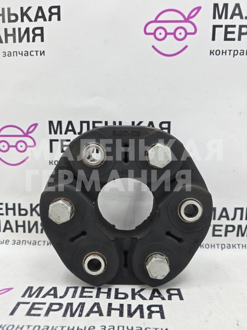 муфта кардана BMW 6 серия F06/F12/F13 2012, 4.4 л., N63 B44 B, бензин, АКПП, alpinweiss 3 (300), хетчбэк 5 дв., задний привод, правый руль, 26117546426, 7546426, 7546087 - фото №1