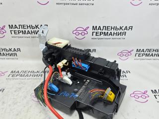 блок предохранителей Mercedes-Benz C-Класс W204 [рестайлинг] W204.048 2012, 1.8 л., M 271.860, бензин, АКПП, 149 белый, седан, задний привод, правый руль, 2049019702, 2319025101, 2049060205