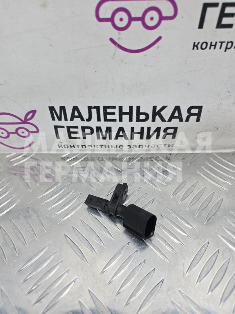датчик ABS Volkswagen Passat B8 2015, 1.8 л., CJSA, бензин, робот, 2t/c9x чёрный перламутр, седан, правый руль, 10071152743 - фото №1
