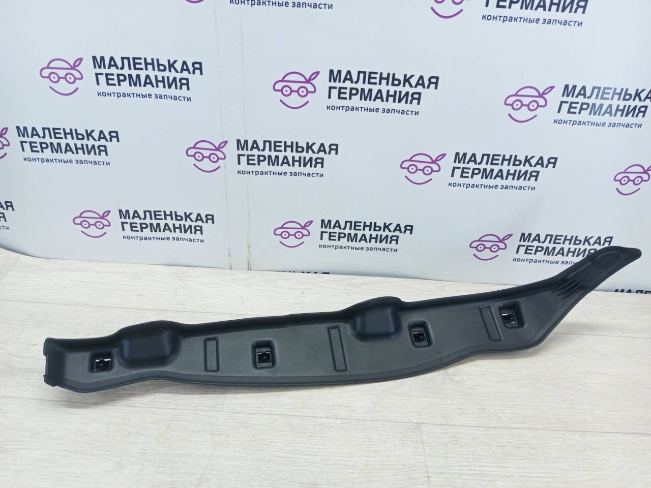 пыльник переднего крыла BMW 5 серия G30/G31 G30 2017, 3.0 л., B58 B30 A, бензин, АКПП, темно-синий, седан, полный привод, 51487352222 - фото №1