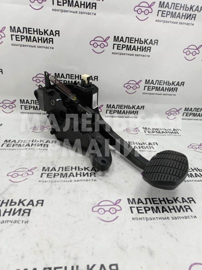 педаль тормоза BMW X1 F48 2017, 2.0 л., B48 A20 B, бензин, АКПП, синий mediterranblau c10, полный привод, правый руль, 35006856600, 6860607, 6860692, 6856600 - фото №1