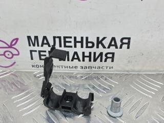 кронштейн (крепление) BMW 7 серия F01/F02 [рестайлинг] F02 2013, 3.0 л., N52 B30 AF, бензин, АКПП, седан, задний привод, правый руль, 7575461