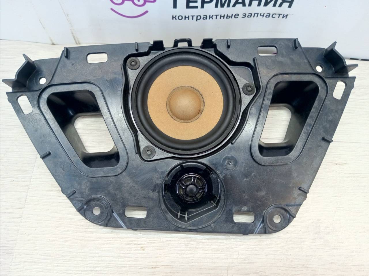 динамик торпедо BMW 3 серия G20 2020, 2.0 л., B46 B20 B, бензин, АКПП, белый alpinweiss 3 (300), седан, задний привод, 51456999659, 65136809628, 65136809630, 65132622545, 65132622544 - фото №1