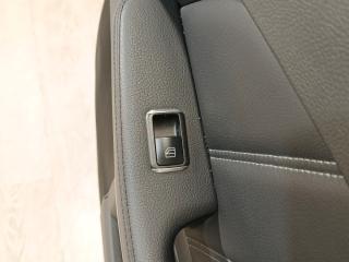 кнопка стеклоподъемника двери задней правой Mercedes-Benz E-Класс W212 [рестайлинг] W212 2013, 2.0 л., M 274.920, бензин, АКПП, 775 iridiumsilber, седан, задний привод, правый руль, A2049058102, A20490581029107