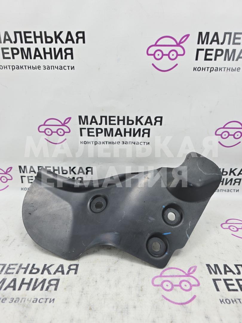 щиток, защищающий от ударов камней BMW X6 E71/E72 E71 2009, 3.0 л., N54 B30 A, бензин, серебро, правый руль, 33316782522, 6782522 - фото №1