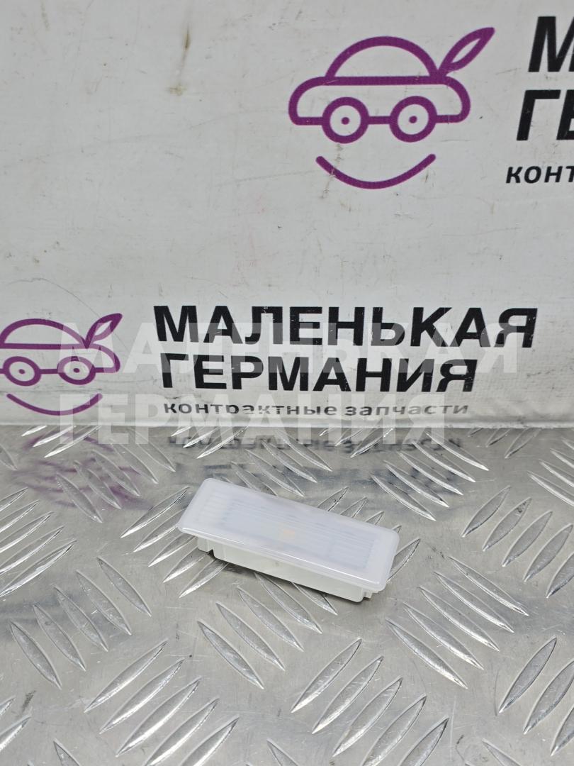 фонарь освещения пространства для ног BMW 3 серия F30/F31/F34 F30 2012, 3.0 л., N55 B30 A, бензин, АКПП, black sapphire metallic (475), седан, задний привод, 9270505, 63319270505 - фото №1