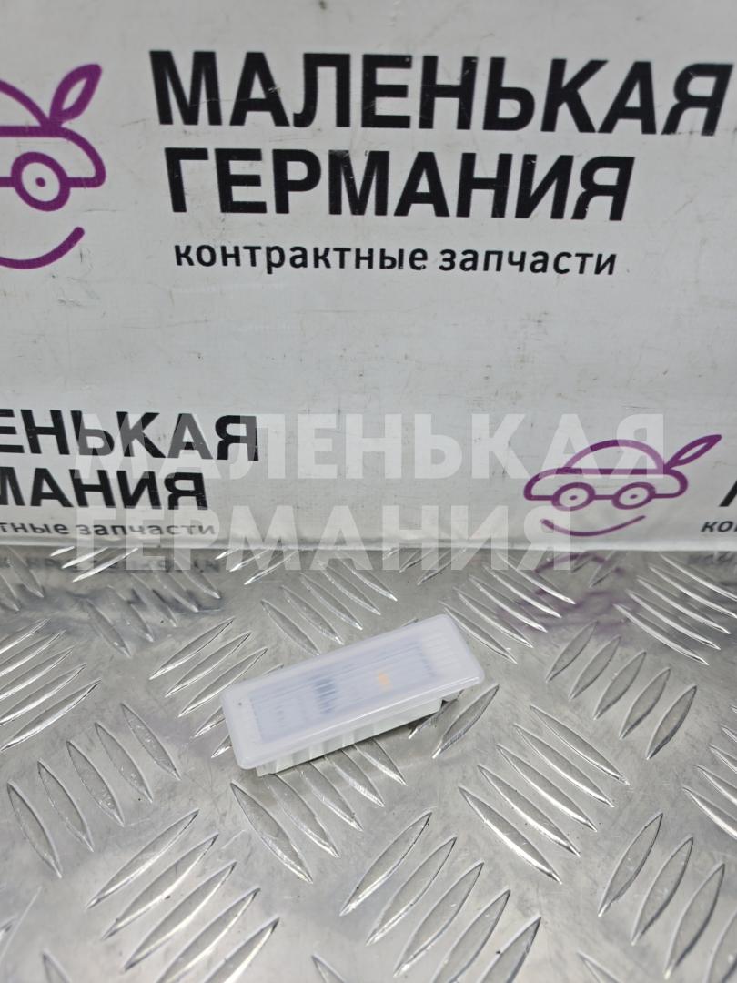 фонарь освещения пространства для ног BMW 5 серия G30/G31 G30 2017, 2.0 л., B47 D20 A, дизель, АКПП, black sapphire metallic (475), седан, задний привод, правый руль, 63316820668, 6820668 - фото №1