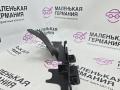 воздуховод (дефлектор) радиатора Volkswagen Golf GTI 6 поколение 2011, 2.0 л., CCZB, бензин, робот, b4/b9a белый, хетчбэк 5 дв., передний привод, правый руль, 5K0121284E - фото №5