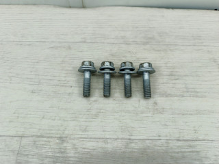 болт BMW 3 серия F30/F31/F34 F30 2012, 3.0 л., N55 B30 A, бензин, АКПП, black sapphire metallic (475), седан, задний привод, 34116772117, 6772117