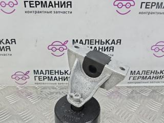 крепление стабилизатора / втулки стабилизатора BMW 5 серия G30/G31 G30 2018, 2.0 л., B48 B20 A, бензин, АКПП, a96 mineral-weiss metallic, седан, задний привод, правый руль, 33556861478, 6861478, 6861489, 6861463