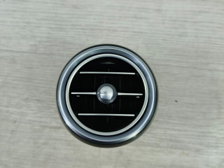 дефлектор обдува салона Mercedes-Benz C-Класс W205/S205/C205 2014, 2.0 л., M 274.920, бензин, АКПП, белый, седан, задний привод, правый руль, A2058304604