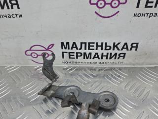 кронштейн (крепление) BMW 5 серия G30/G31 G30 2018, 2.0 л., B48 B20 A, бензин, АКПП, a96 mineral-weiss metallic, седан, задний привод, правый руль, 6861836, 34306861836
