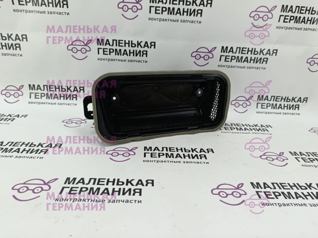 Решетка воздухозаборника BMW 5 серия G30/G31 G30 2019, 4.4 л., N63 B44 C, бензин, АКПП, carbonschwarz metallic (416), седан, полный привод, 64319301576, 9301576 - фото №1