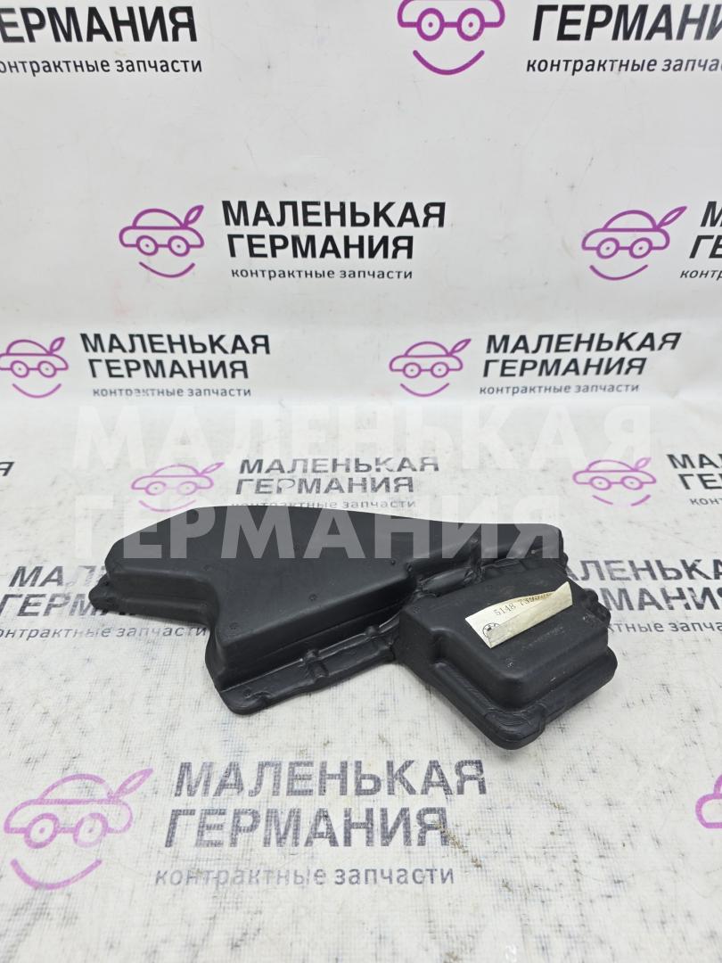 Уплотнитель лев. BMW X3 G01 2019, 2.0 л., B48B20C, бензин, АКПП, c1m phytonic-blau metallic, внедорожник 5 дв., полный привод, 51487395563, 7395563 - фото №1