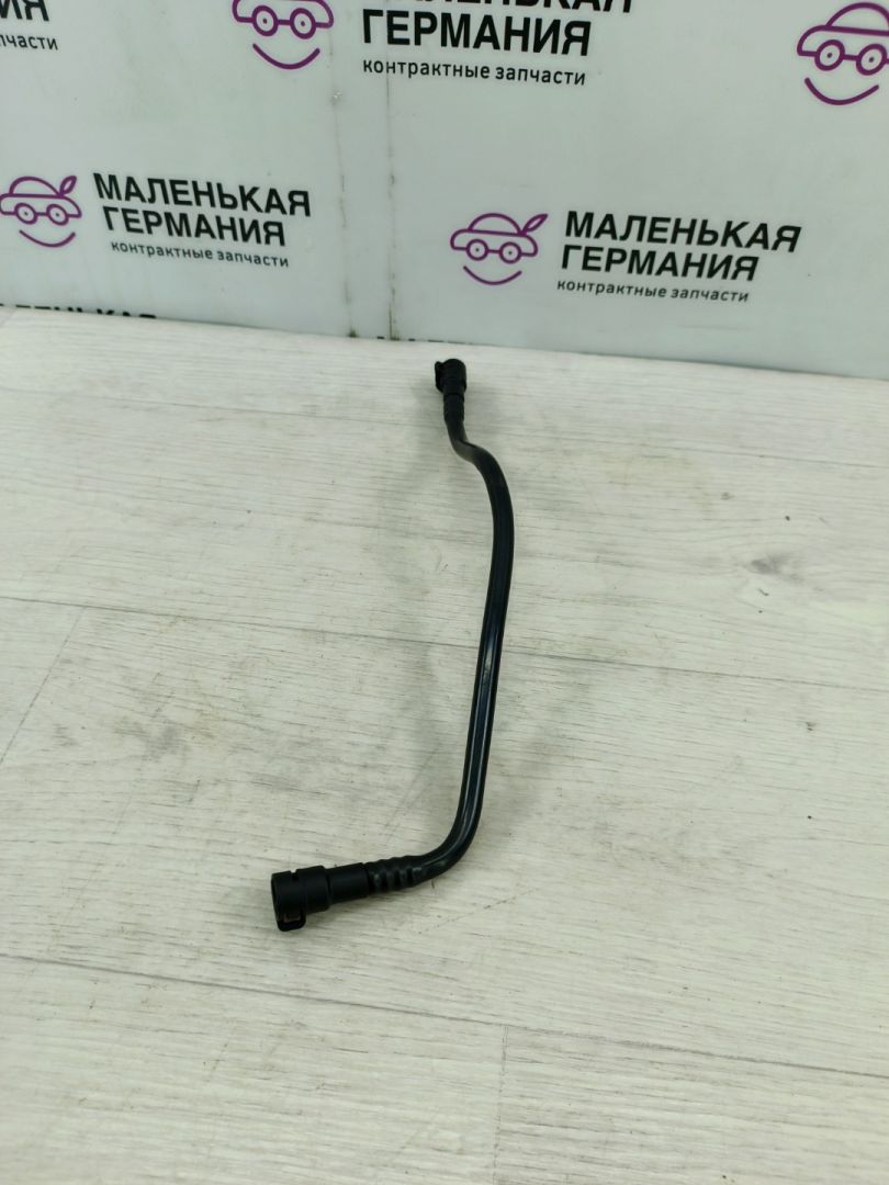 трубка системы рециркуляции EGR Mercedes-Benz C-Класс W205/S205/C205 2014, 2.0 л., M 274.920, бензин, АКПП, белый, седан, задний привод, правый руль, A2740180000 - фото №1