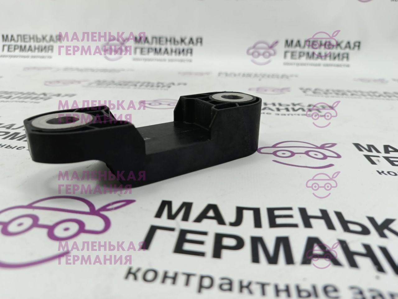 крепление стабилизатора / втулки стабилизатора BMW 5 серия G30/G31 G30 2019, 4.4 л., N63 B44 C, бензин, АКПП, carbonschwarz metallic (416), седан, полный привод, 31356861471, 6861471 - фото №1