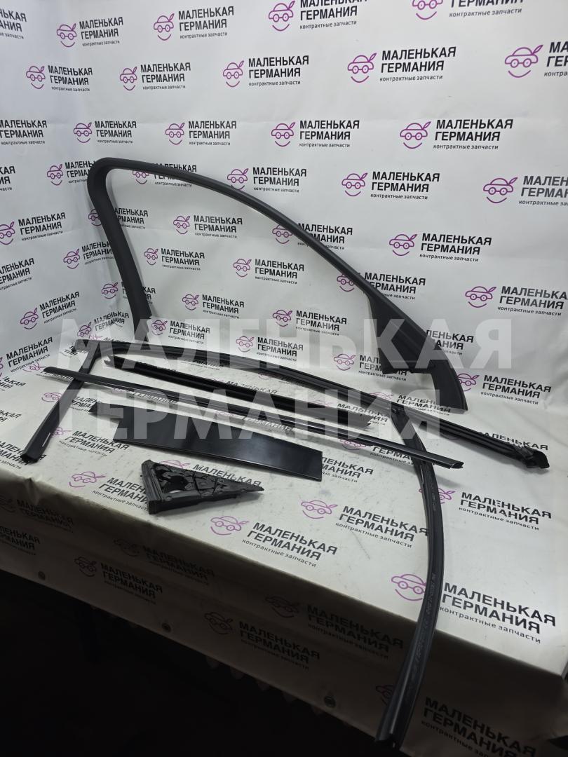 Комплект молдингов BMW X4 F26 2014, 2.0 л., N20 B20 A, бензин, АКПП, 475 black sapphire metallic, полный привод, правый руль, 51767349335, 7349335, 51767364749, 51337335621, 51337335613, 51317335505, 51337335483, 7364749, 7335621, 7335613, 7335505, 7335483 - фото №1