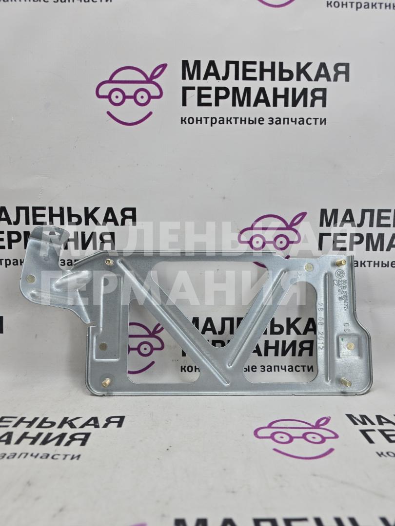 кронштейн (крепление) BMW 6 серия F06/F12/F13 2012, 4.4 л., N63 B44 B, бензин, АКПП, alpinweiss 3 (300), хетчбэк 5 дв., задний привод, правый руль, 65159186477, 9186477 - фото №1