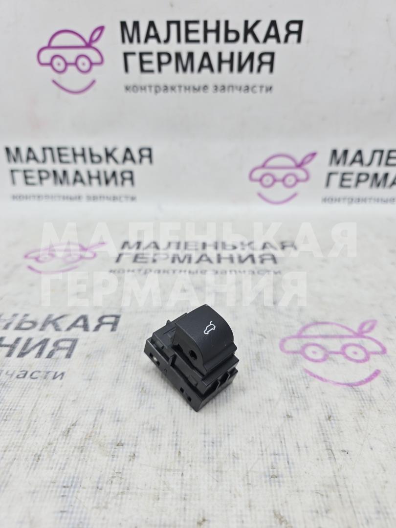 кнопка открытия багажника BMW X4 F26 2014, 2.0 л., N20 B20 A, бензин, АКПП, 475 black sapphire metallic, полный привод, правый руль, 61319303662, 9303662 - фото №1