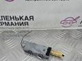 усилитель антенны Volkswagen Passat CC 1 поколение [рестайлинг] 2013, 2.0 л., CCZB, бензин, робот, z2/h5x синий металлик, седан, передний привод, правый руль, 6Q0035576H, 1C0973119B, 3C8035552A - фото №2