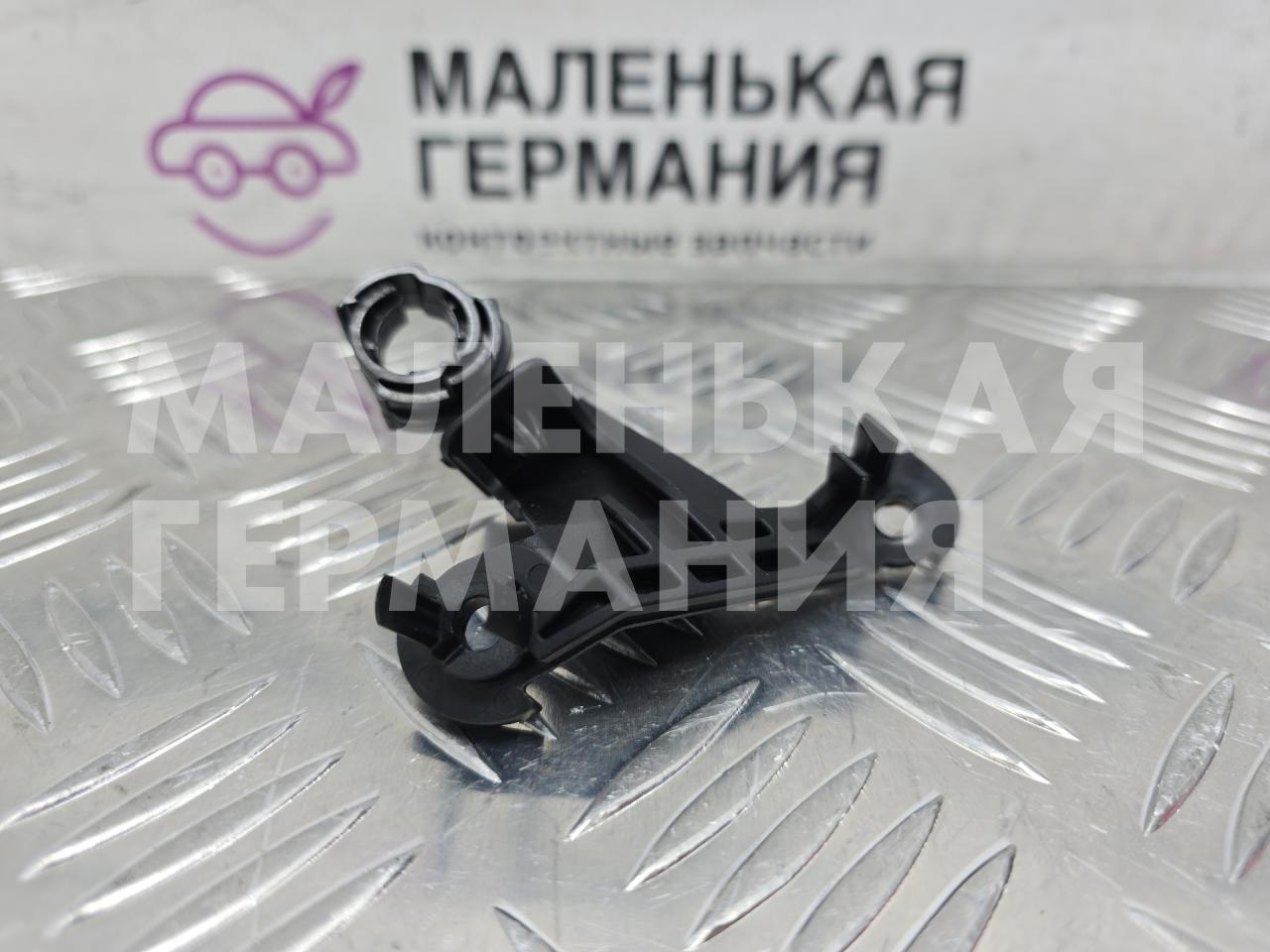 кронштейн (крепление) BMW 5 серия F07/F10/F11 F11 2010, 2.5 л., N52 B25 AF, бензин, АКПП, универсал, задний привод, правый руль - фото №1