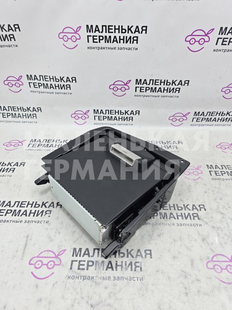 CD-чейнджер BMW M5 F10 2012, 4.4 л., S63 B44 B, бензин, робот, 300 alpinweiss 3, седан, задний привод, правый руль, 5583936, 65129272356, 9272356, 65129272354, 9272354 - фото №1