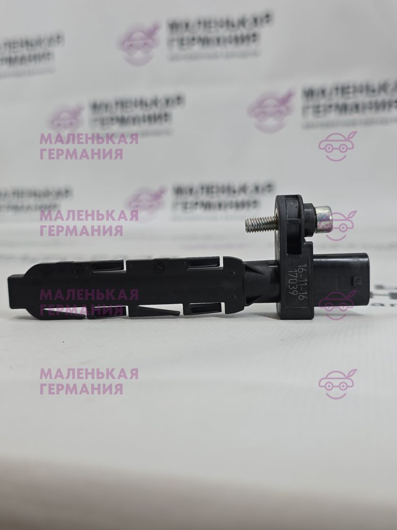 датчик коленвала BMW X1 F48 2017, 2.0 л., B48 A20 B, бензин, АКПП, синий mediterranblau c10, полный привод, правый руль, 13627806782, 7806782 - фото №1