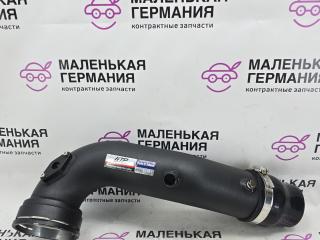 патрубок интеркулера BMW X6 F16 2014, 3.0 л., N55 B30 A, бензин, АКПП, красный, правый руль, 13718626487, 8626487