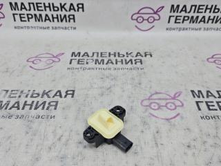 датчик удара Mercedes-Benz GLA-Класс X156 2014, 2.0 л., M 270.920, бензин, робот, белый, хетчбэк 5 дв., полный привод, правый руль, A1668210351