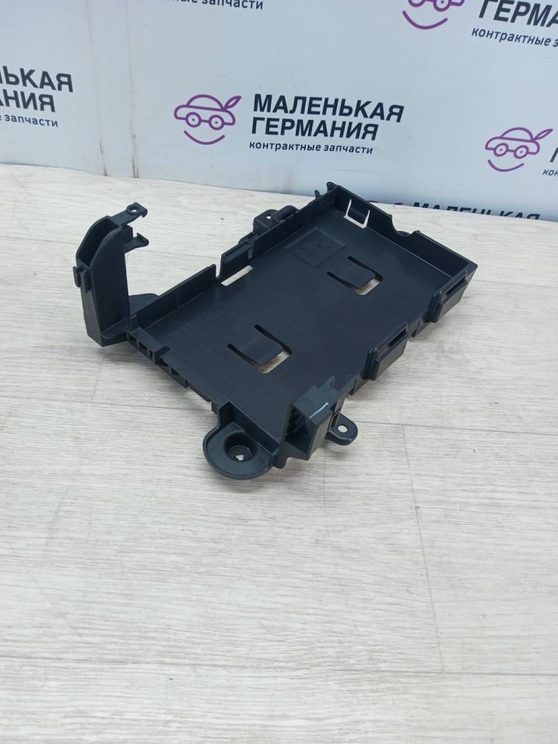 кронштейн (крепление) BMW 3 серия G20 2020, 2.0 л., B46 B20 B, бензин, АКПП, белый alpinweiss 3 (300), седан, задний привод, 61356991153, 6991153 - фото №1