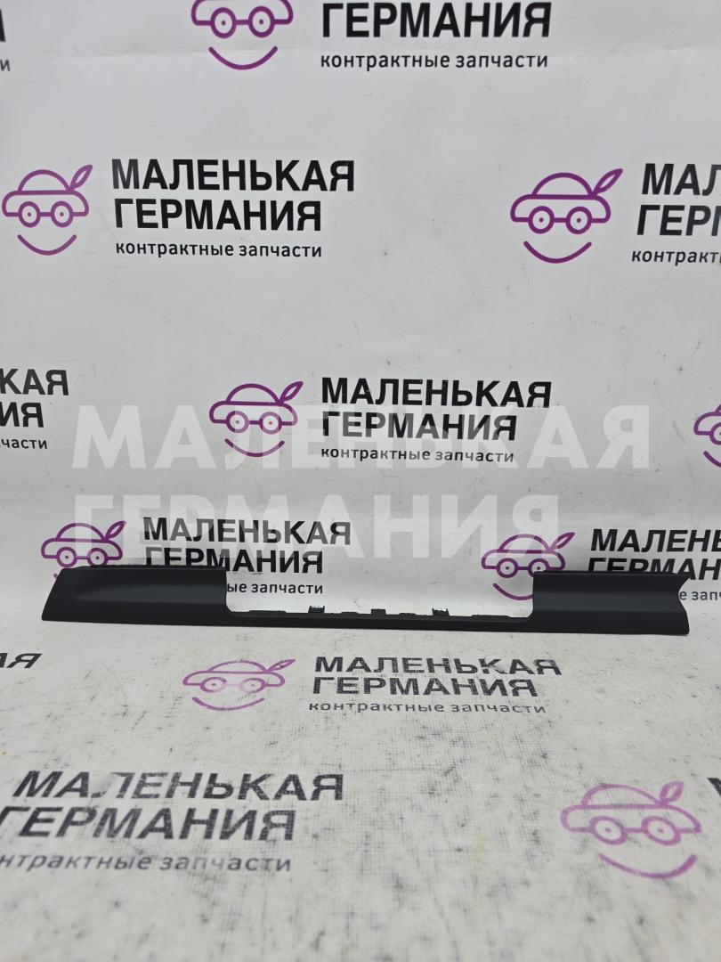 накладка на торпедо (консоль) Audi A5 F5 2018, 2.0 л., CVKB, бензин, АКПП, белый металлик 2y / s9r, хетчбэк 5 дв., правый руль, 8W2857304A - фото №1