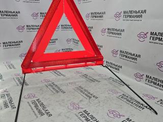 знак аварийной остановки Mercedes-Benz C-Класс W204 [рестайлинг] W204.048 2012, 1.8 л., M 271.860, бензин, АКПП, 149 белый, седан, задний привод, правый руль, A2048900197