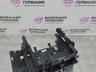 кронштейн блока управления BMW 5 серия G30/G31 G30 2018, 2.0 л., B48 B20 A, бензин, АКПП, черный 475, седан, задний привод, правый руль, 12908605530, 8605530