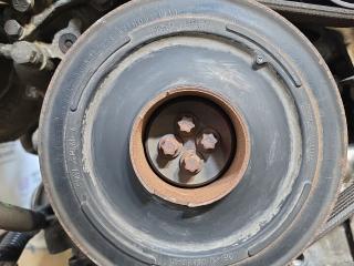 шкив коленвала BMW X5 F15 2013, 3.0 л., N57 D30 A, дизель, АКПП, 300 alpinweiss iii, полный привод, правый руль, 8511321, 2050207, 139811-10, DE019703902, 11238511321