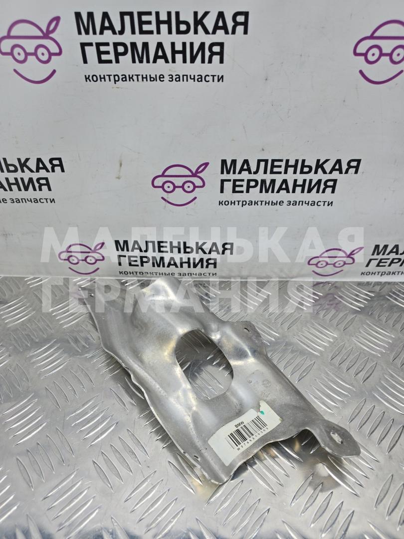 тепловой экран глушителя BMW 5 серия G30/G31 G30 2017, 2.0 л., B47 D20 A, дизель, АКПП, black sapphire metallic (475), седан, задний привод, правый руль, 7452103, 51487452103 - фото №1