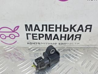 датчик удара Mercedes-Benz C-Класс W205/S205/C205 W205.042 2014, 2.0 л., M 274.920, бензин, АКПП, 755 серый, седан, задний привод, правый руль, 2229051400, A2229051400