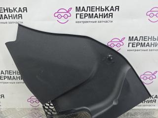 Планка обтекателя (Жабо) BMW 5 серия G30/G31 (2016 - 2020), 2.0 л., B47 D20 A, дизель, black sapphire metallic (475), задний привод, правый руль, 51717388718, 7388718